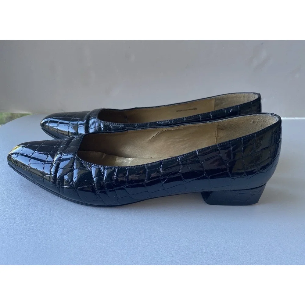 Nina‎ Black Crocodile Embossed Faux Patent Leather Loafer Size 8M Slight Heel